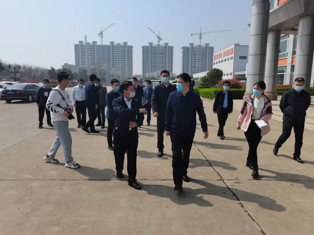 新沂市委书记陈堂清走访江苏J9.COM铝材，调研企业防疫稳出产工作